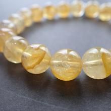 パワーストーンアクセサリー│モルダバイトやスギライト、ラリマーなら