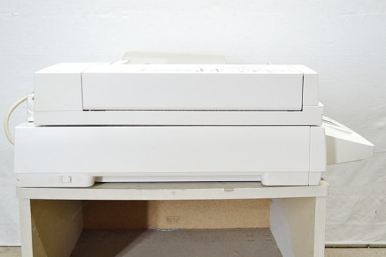 カウント　1.6万枚程度　中古A3スキャナーFuji Xerox（Fujifilm） DocuScan C4260 【中古】 -  中古コピー機・複合機・プリンターのことならイーコピー