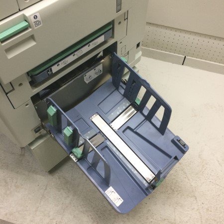 中古印刷機/2色刷りRISO （理想科学）リソグラフ MZ770輪転機/高速印刷