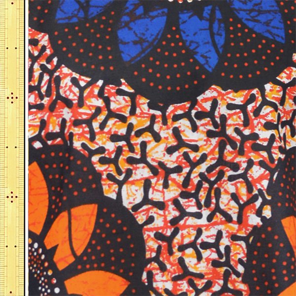 キテンゲ イレギュラーヘム タックスカート 31（ブルー×オレンジ）ロングフレアスカートフリーサイズ -  アフリカフェ＠バラカのセレクトショップ～アフリカ雑貨・アフリカ布カンガ キテンゲ  ・タンザニアコーヒー紅茶スパイス・ティンガティンガアートOnlineShop～