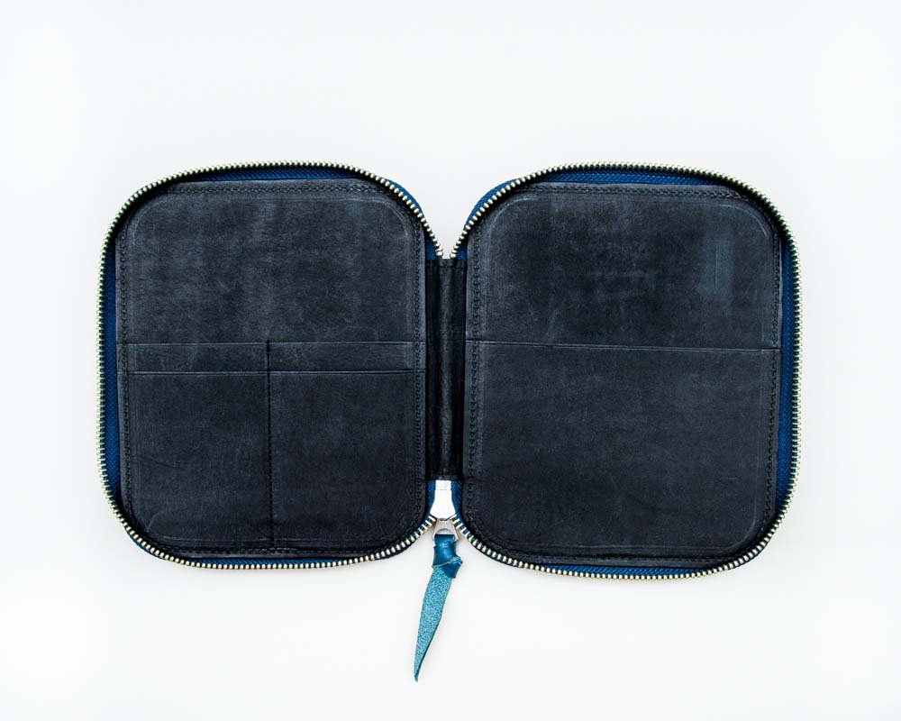 [ GERUGA ] ラウンドジップオーガナイザー / ROUND ZIP ORGANISER (blue) - MESSAROUND