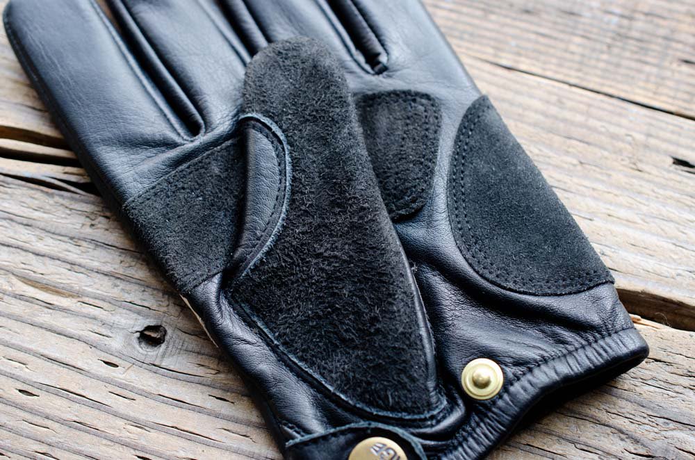 Vin & Age ] グローブ / GLOVE : NAUGHTY LEATHER GLOVE #1 SHAPE | エッジの効いた牛革ナーティー ショートグローブ - MESSAROUND