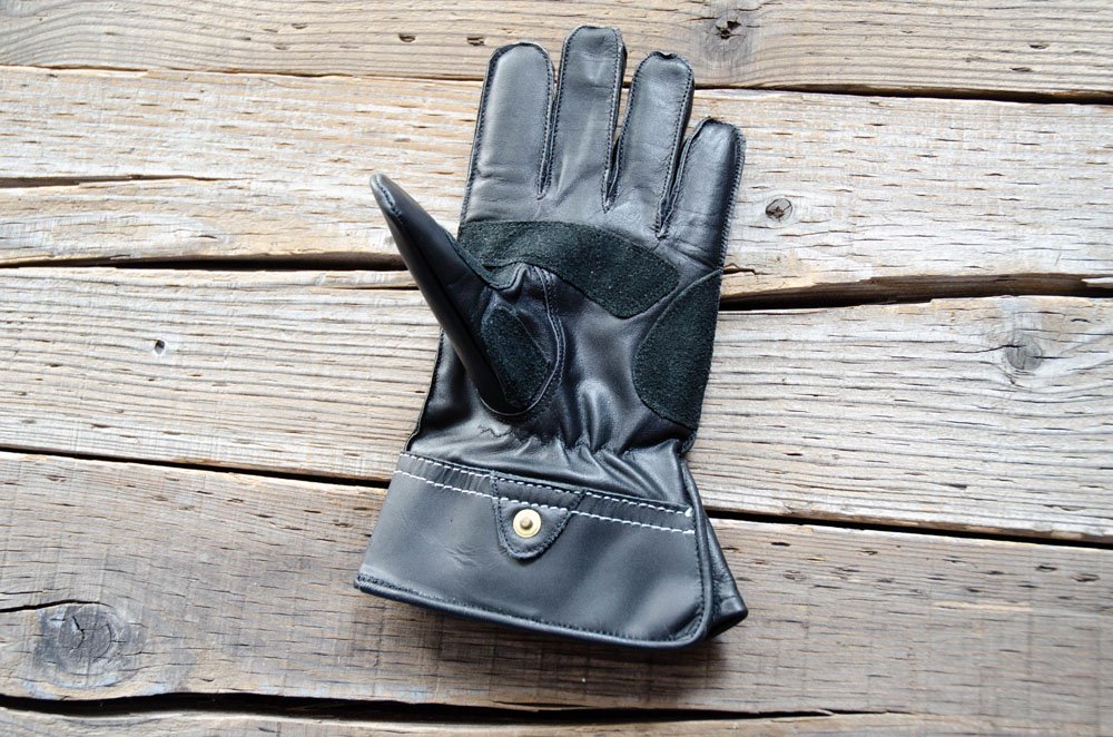 Vin & Age ] ショートガントレットレザーグローブ / GLOVE : TYPE VGW14 SHORT GAUNTLET LEATHER  GLOVE (black) - MESSAROUND