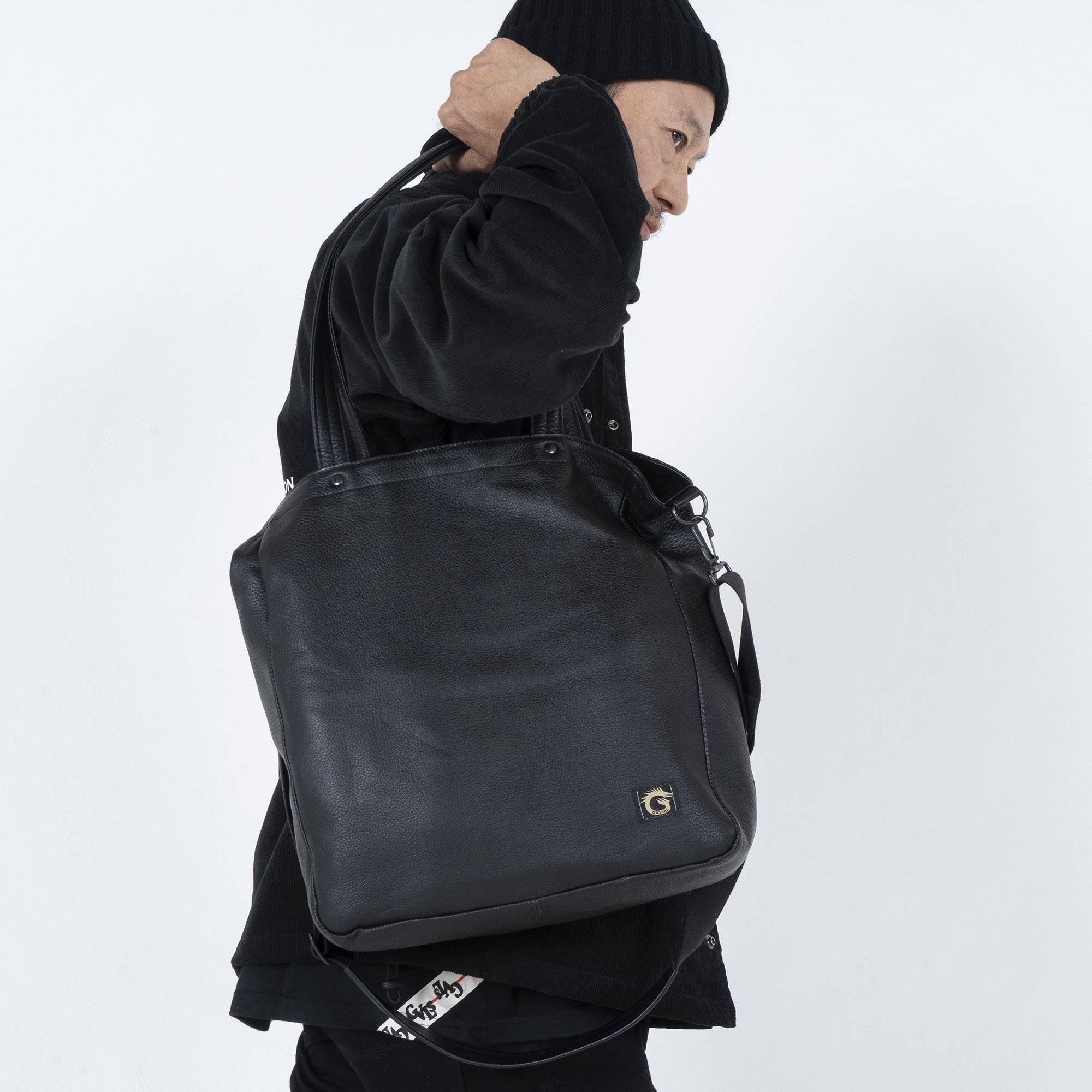 GAVIAL ] レザーショルダーバッグ / leather shoulder bag (black