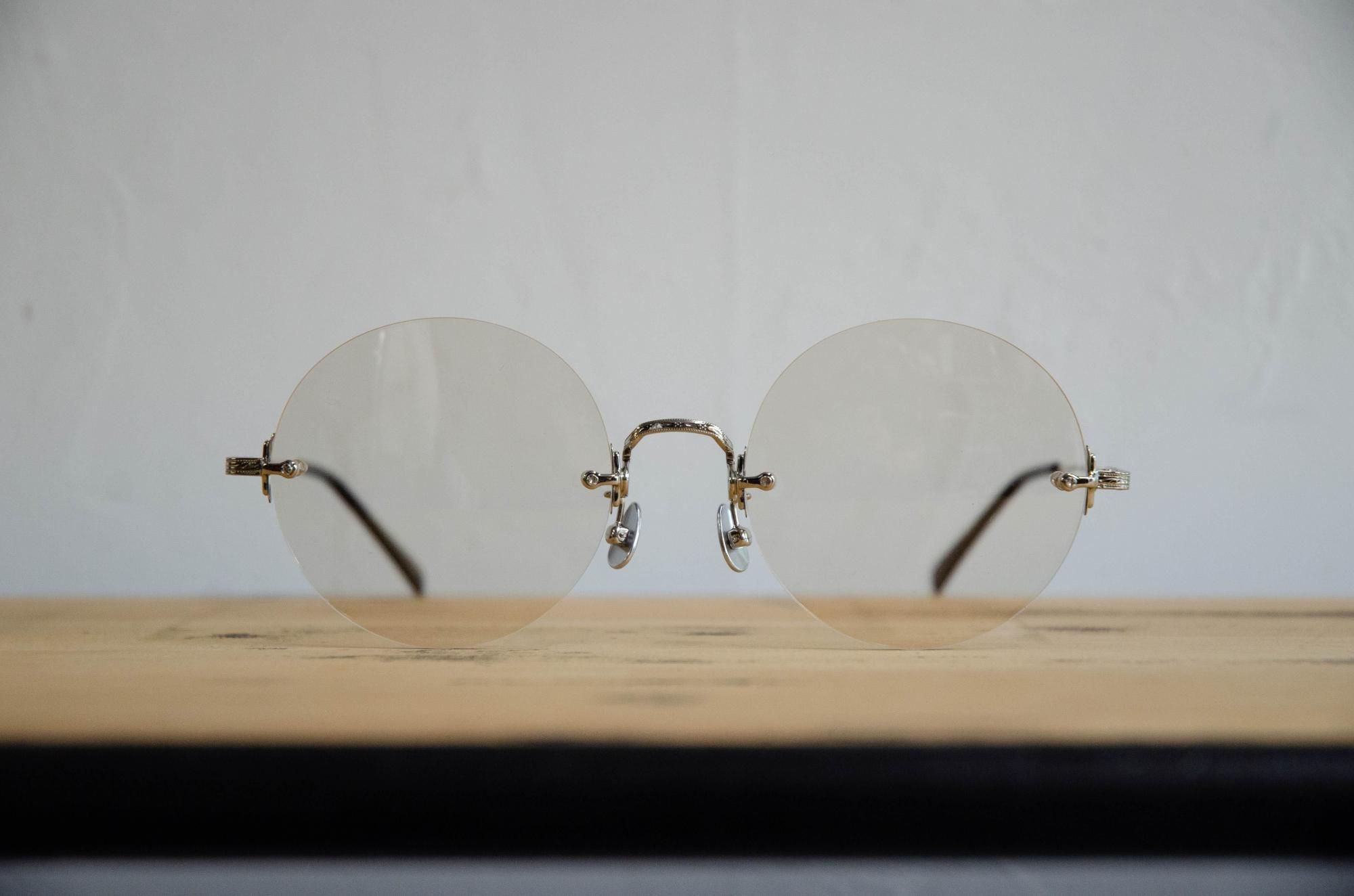 Mr.casanova　ミスターカサノバ　サングラス　DIXON3 Mr.CASANOVA DIXON3 | シルバー - MESSAROUND