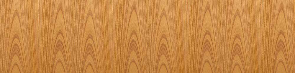 ケヤキ板目の天然木ツキ板合板「無塗装」３×６サイズを１枚から卸売り販売。無料カットがご利用いただけます。