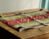 リトアニアの手織りのマット