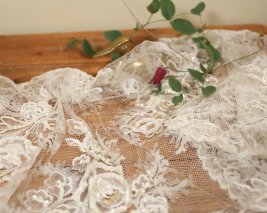 バラモチーフ刺繍のチュールレース 28x87cm lace155