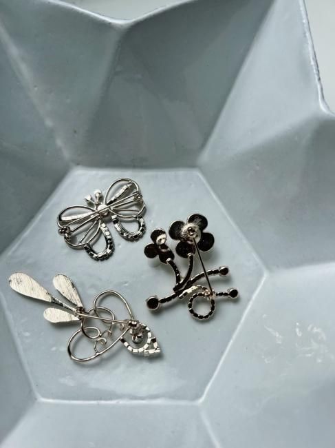 4/27～【FINAL SALE】rosy garden brooch【cat/butterflyのみ】※5/10頃より順次発送予定 -  RosyMonster