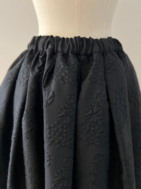 4/27～【SPRING SALE】pear cocoon jacquard skirt【2色展開】※5/10頃より順次発送予定 -  RosyMonster
