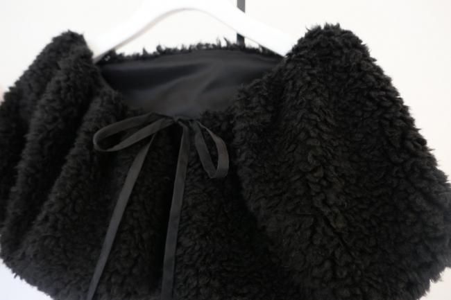 2/8～【MORE FINAL SALE】peony boa bolero【2色展開】※2/13頃より順次発送予定 - RosyMonster