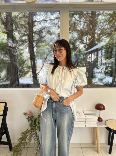 9/20～【AUTUMN SALE】triple frill blouse【ブラック,ライト