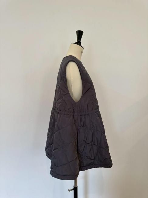 rosymonster フラワーバタフライキルティングベスト 予約販売】flower quilting vest【2色展開】※10月中旬～下旬頃