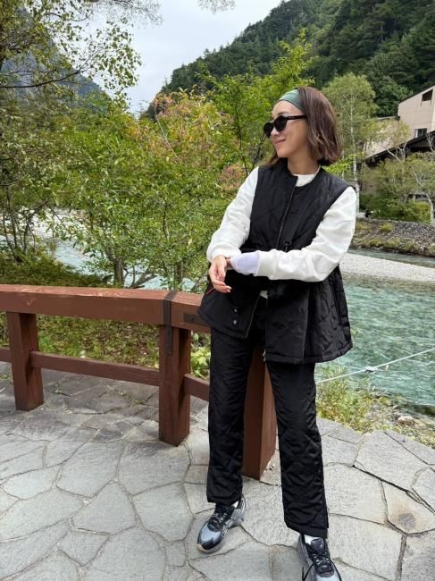 rosymonster フラワーバタフライキルティングベスト 予約販売】flower quilting vest【2色展開】※10月中旬～下旬頃