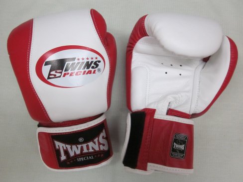 TWINS　ボクシンググローブ　8oz　マジックテープ式　レッド/ホワイト ツインカラー - ボクシンググローブ、ムエタイ、キック、TWINS、TOP  KING、RAJA、格闘技全般
