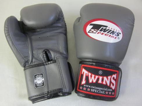 TWINS ツインズ ボクシンググローブ １４oz - ボクシンググローブ 