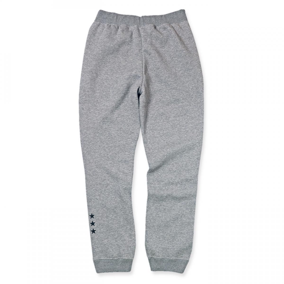 gray sweat pants