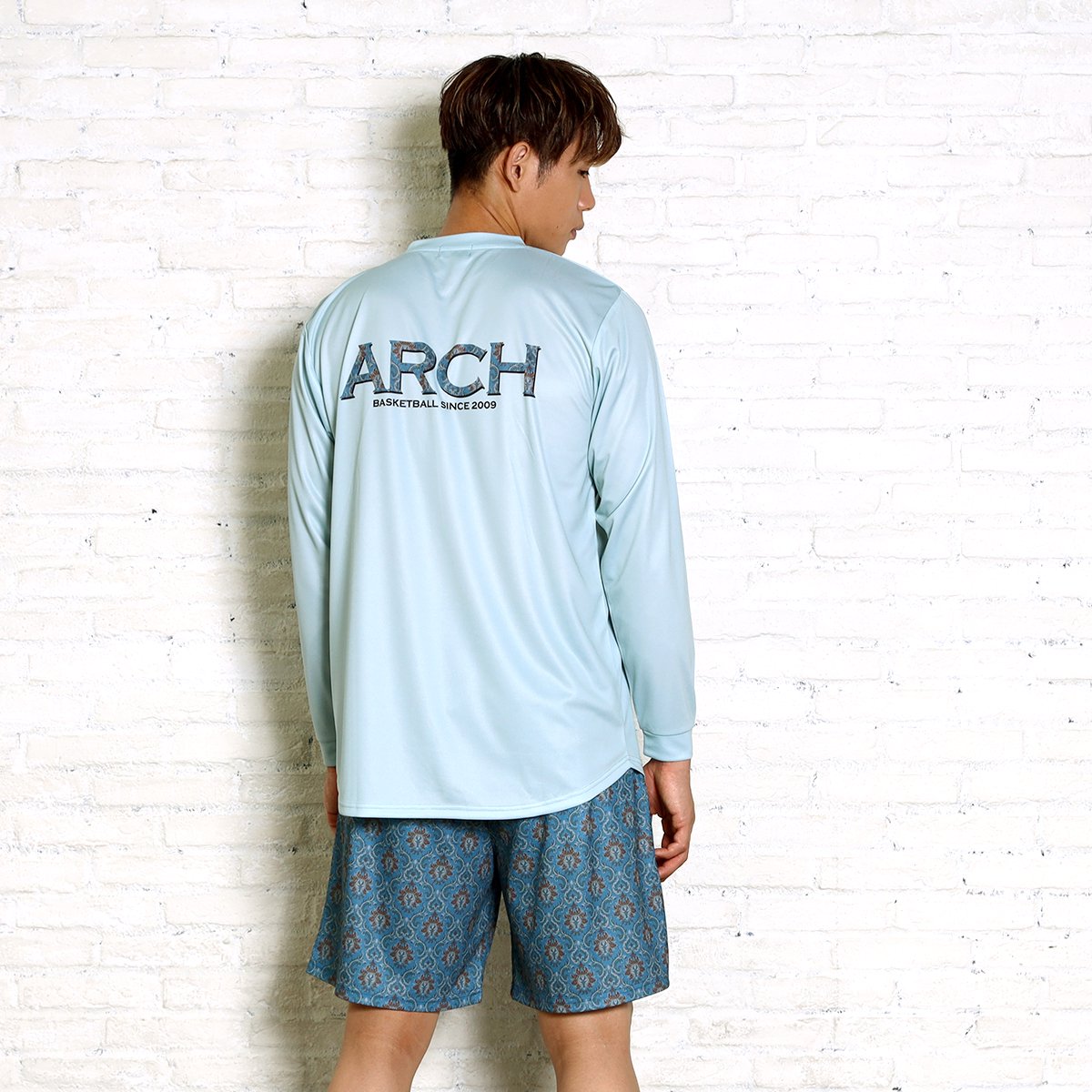 国内最安値！ ARCH ヌートバー APPREL Ｓサイズ 上半身 Tシャツ 記念