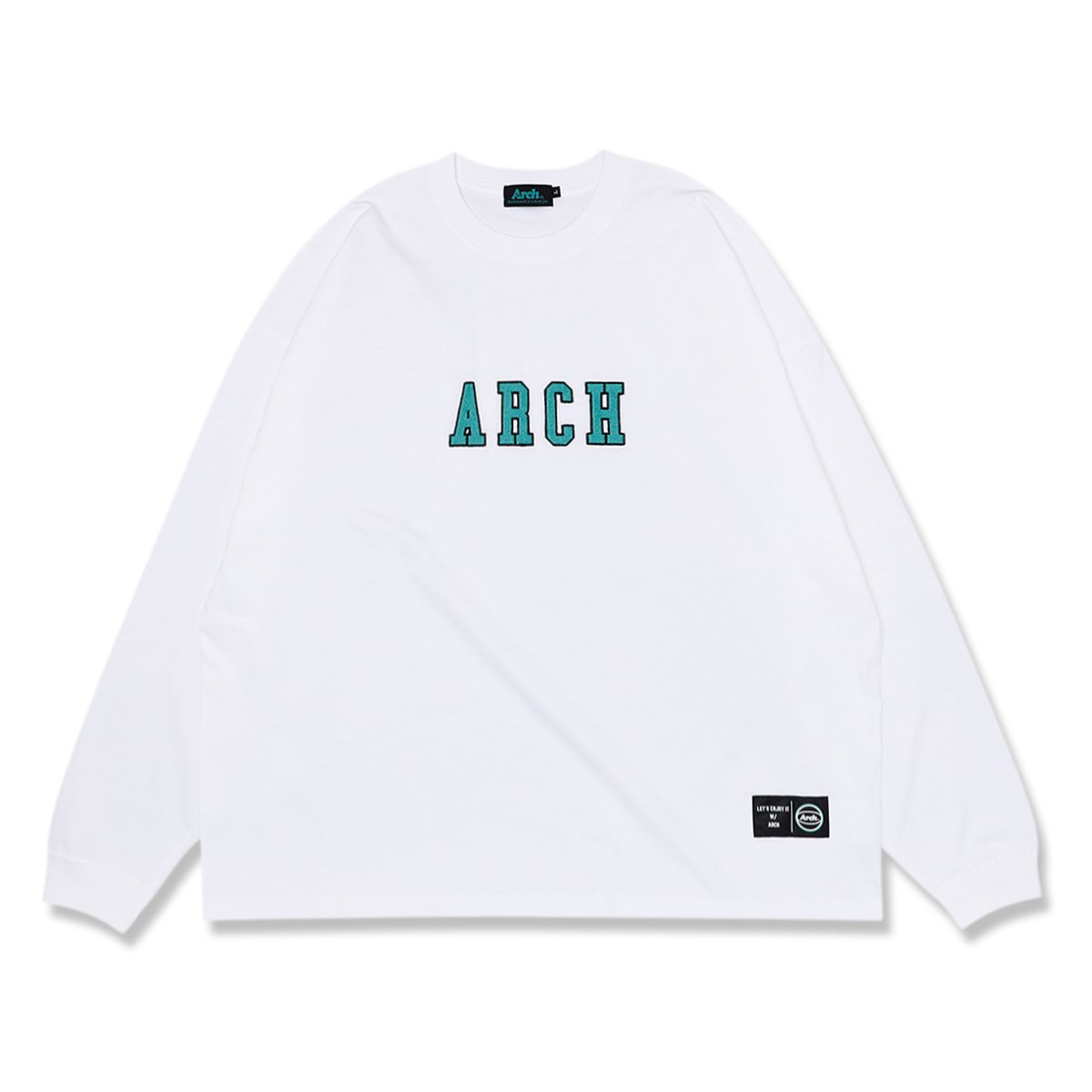 vertical embroidered wide L/S teewhite