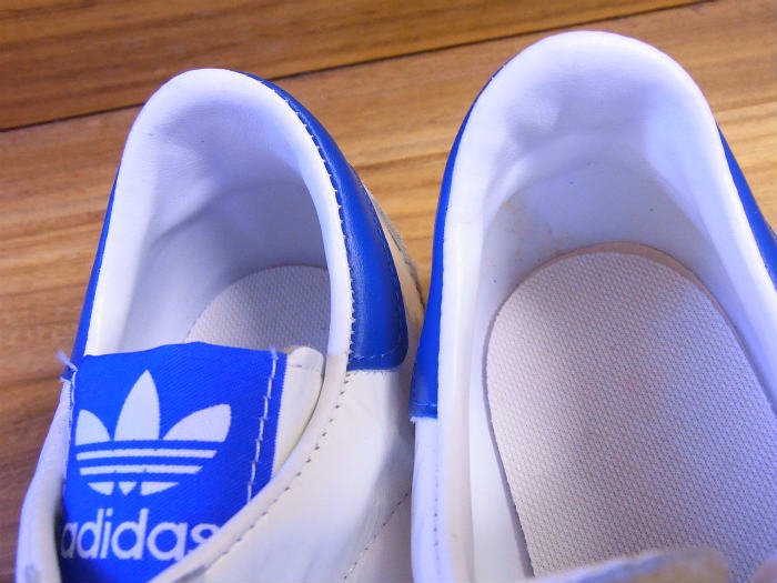 adidas.MADE IN JAPAN.90s.COUNTRY .LEATHER.WHITE/BLUE/RED.UK7.5