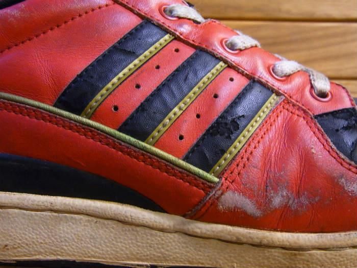 adidas, 90s,MADE IN CHINA,BROUGHAM,vintage, RED/BLACK/GOLD adidas, 90s,MADE IN CHINA,BROUGHAM,vintage, RED/BLACK/GOLD