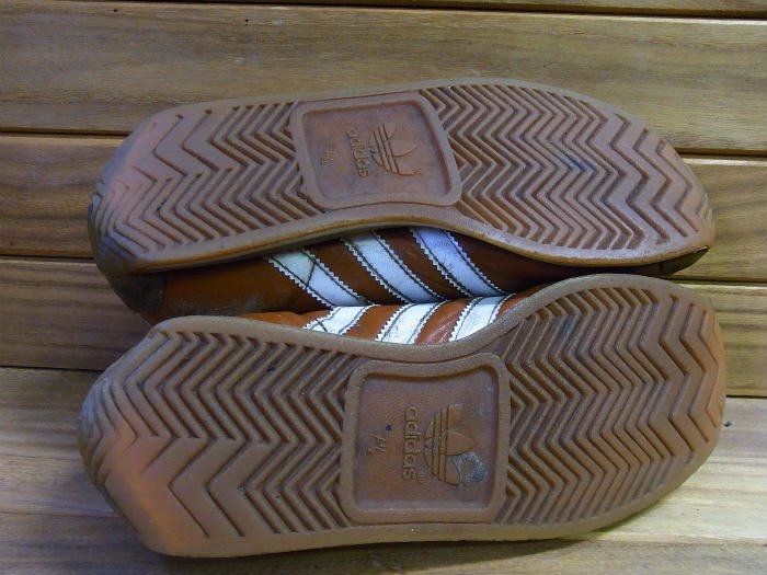 adidas,90s,MADE IN JAPAN,COUNTRY,BROWN,WHITE,UK7.5,USED