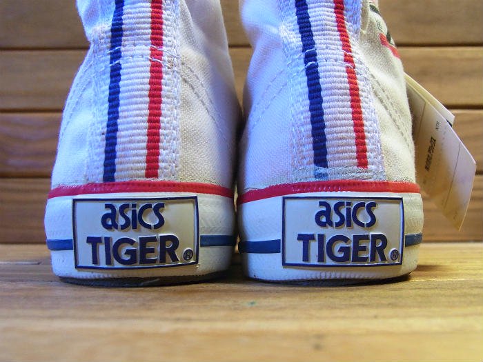 asics,80s,MADE IN JAPAN,SILVER TIGER,CANVAS,WHITE,vintage ,19cm