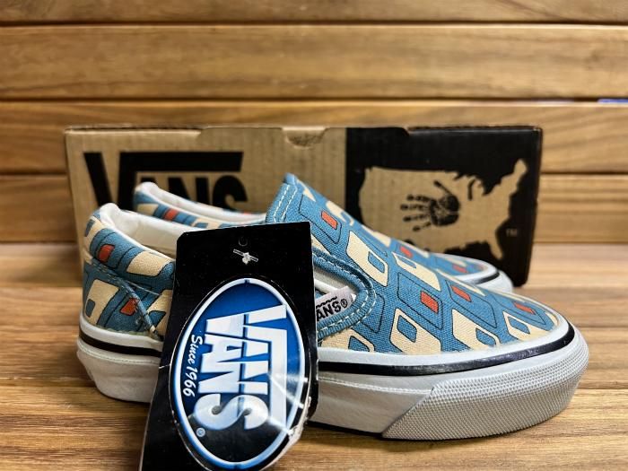 VANS,90s,MADE IN USA,SLIP-ON,BLUE RETRO RECTANGLE,USY13,DEAD STOCK