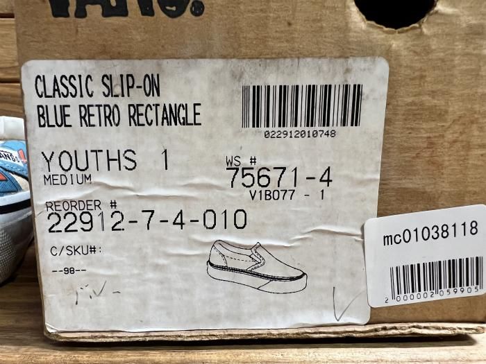 VANS,90s,MADE IN USA,SLIP-ON,BLUE RETRO RECTANGLE,US1,DEAD STOCK