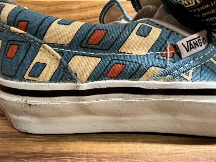 VANS,90s,MADE IN USA,SLIP-ON,BLUE RETRO RECTANGLE,US1,DEAD STOCK