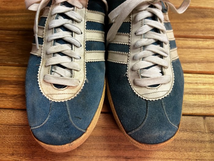 adidas,MADE IN WEST GERMANY, Athen,vintage,SUEDE LEATHER,BLUE