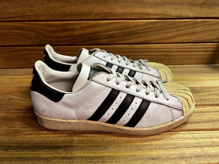 adidas,MADE IN CHINA, SUPER STAR,LEATHER,WHITE BLACK,US9,USED