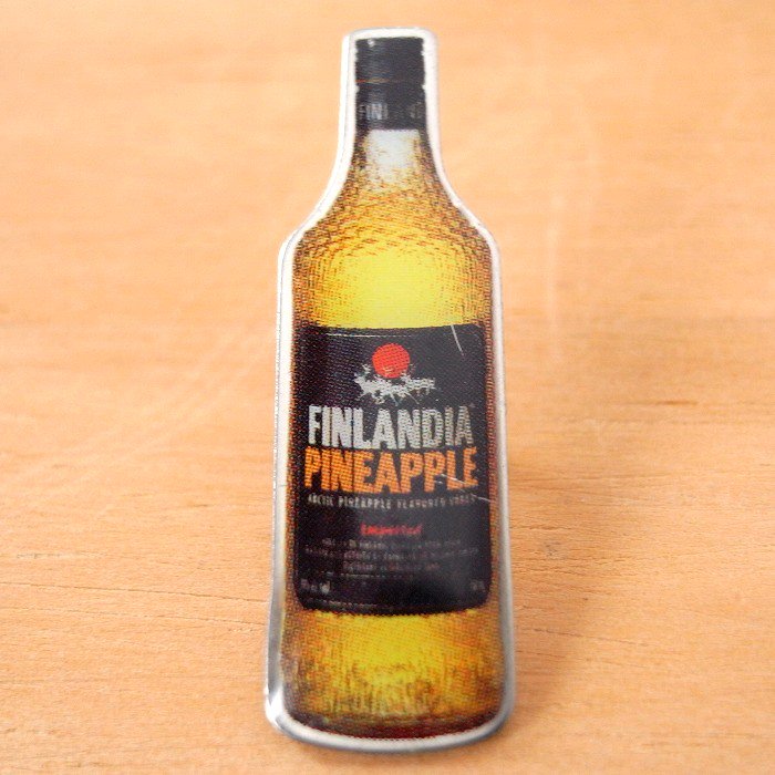 【フィンランディア・ウォッカ/FINLANDIA PINEAPPLE VODKA｜ピンバッジ】福岡｜エッグプラント・エッグ｜北欧のビンテージ