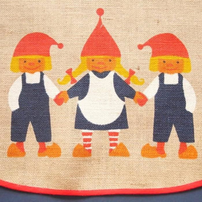 nanacoおまとめ　ヴィンテージ 北欧 マット スウェーデン クリスマス 仲良し3人組＾＾｜直径約94～99cm｜スウェーデンで見つけたクリスマス