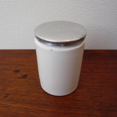 陶器の薬瓶 1