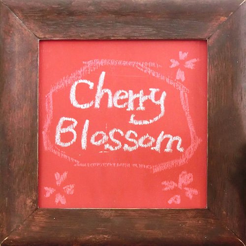 DIYで黒板をかわいく作れる色そろっています チョークボードペイント Cherry Blossom/チェリーブロッサム -  塗料の日塗工・マンセル値の色合わせの調色屋