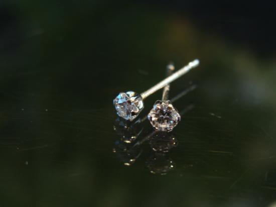 天然ダイヤモンド0.16カラット＆プラチナ900のピアス - パワーストーン