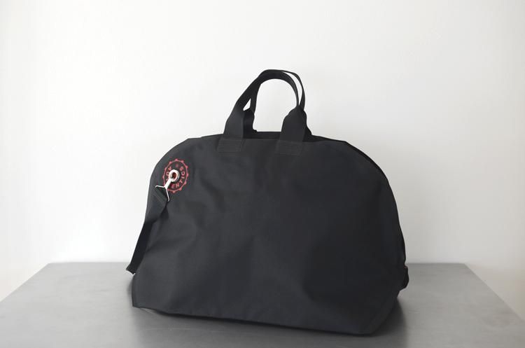 AUTHENTICSKUVERTトラベルバッグ廃盤品