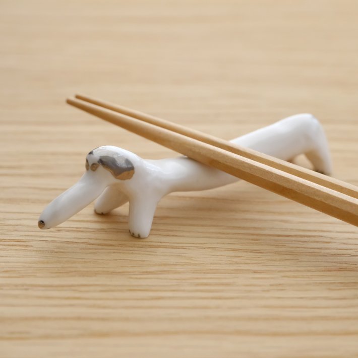 Eleonor Bostrom エレオノール ボストロム Chopstick Dog Rest 箸置き シルバー Hafen ハーフェン 北欧 ヨーロッパの雑貨 ポスターを扱う通販ショップ