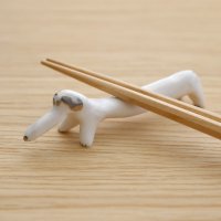 ELEONOR BOSTROM (エレオノール・ボストロム) | Chopstick Dog Rest | 箸置き (シルバー)の商品画像