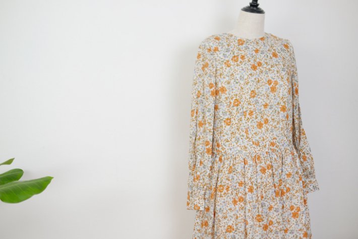 The Last Flower Of The Afternoon 末摘花のgather One Piece Dress ワンピース きれいめ オシャレ 花柄 春夏 Hafen ハーフェン 北欧 ヨーロッパの雑貨 ポスターを扱う通販ショップ