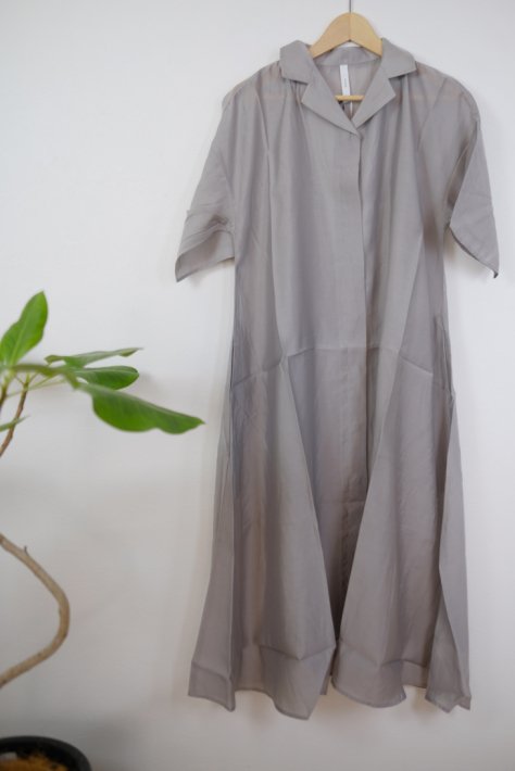 Kelen ケレン Open Collar Dress Miu Lt Gray ワンピース 送料無料 シンプル レディース カジュアル Hafen ハーフェン 北欧 ヨーロッパの雑貨 ポスターを扱う通販ショップ