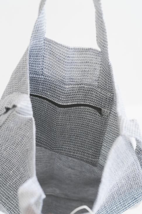 KARIN CARLANDER | TEXTILE NO.13 TOTE BAG (YINYANG - BLUE