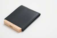 yuruku (륯) | Wood Plate Folder Half Wallet (black)  |  쥶åȡ̵ ץ  ۤξʲ