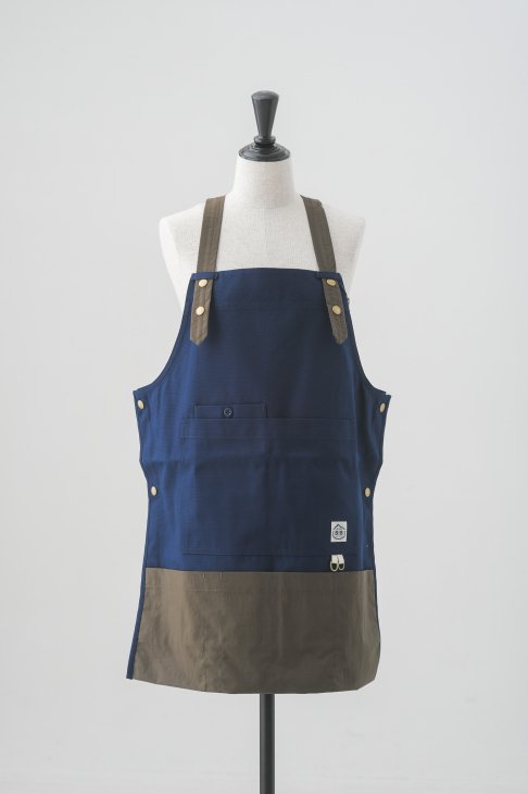 BIB - BE IN THE BAG - | MAHOGANY (navy x brown) | ビブ エプロン【ビブ ナチュラル カフェ  ワークエプロン】 - HAFEN ハーフェン | 北欧・ヨーロッパの雑貨・ポスターを扱う通販ショップ