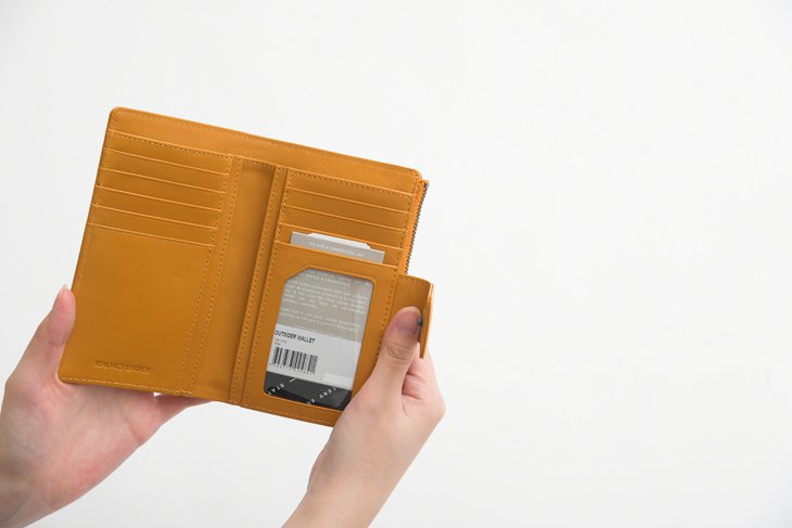 STATUS ANXIETY | OUTSIDER WALLET (tan) | コンパクトウォレット