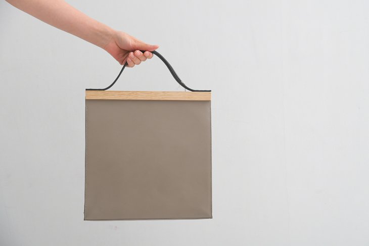 yuruku (ユルク) | Clap Wood Square Hand Bag (gray) | ハンドバッグ 国産 上質レザー