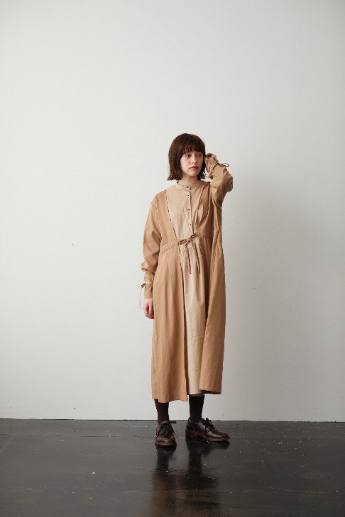 the last flower of the afternoon | つたふ砂の layered dress (beige