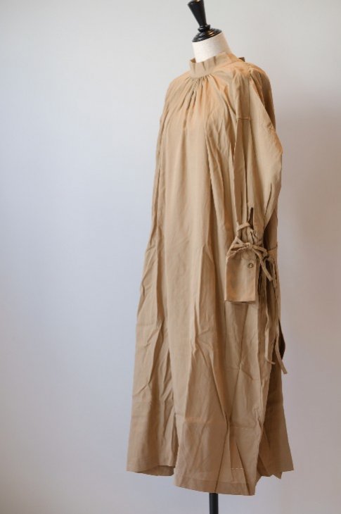 the last flower of the afternoon | つたふ砂の back cache-coeur dress (beige) |  送料無料 ワンピース レディース