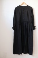 the last flower of the afternoon | つたふ砂の tiered dress (black) | 送料無料 ワンピース レディースの商品画像